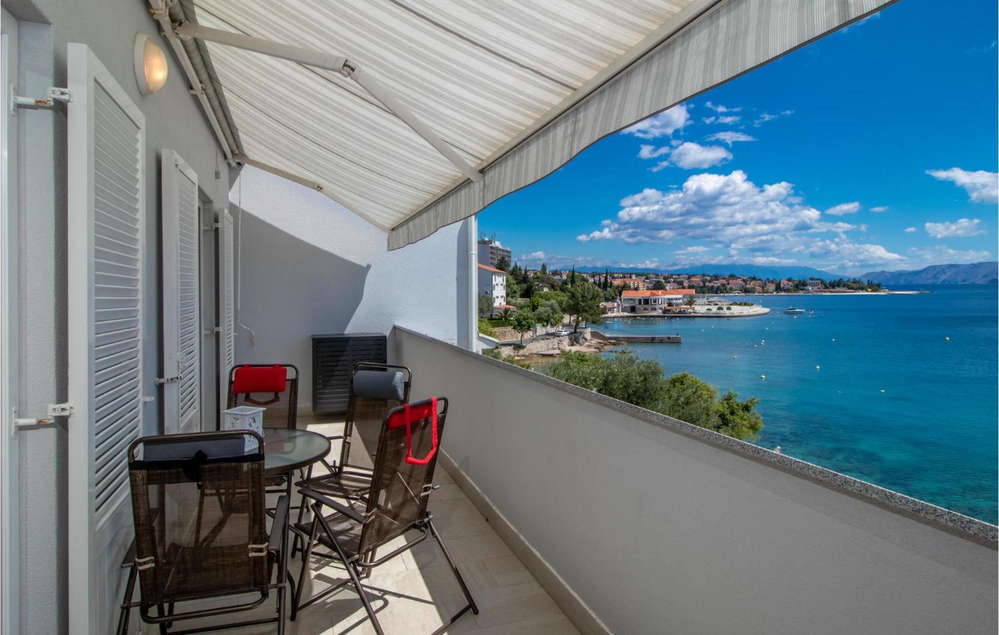 Lovely Apartment In Selce With House Sea View Bagian luar foto